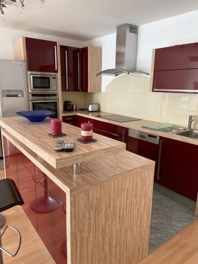 Bright Apartment With A Free Parking Garage @ Wienerberg Kültér fotó